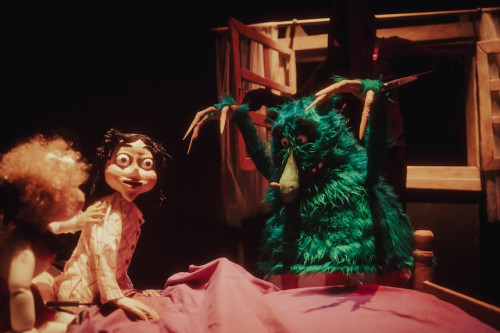 49 FESTIVAL INTERNACIONAL DE TEATRO DE BADAJOZ - "CAMUÑAS"